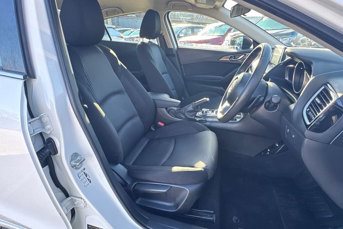 2015 Mazda 3 SP25