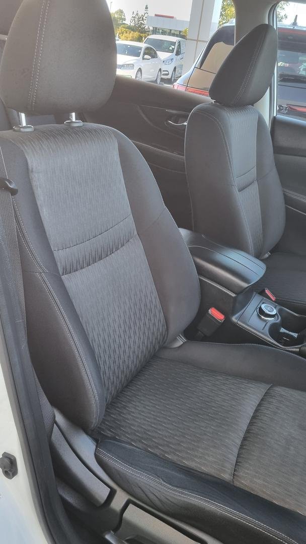 2017 Nissan X-TRAIL ST