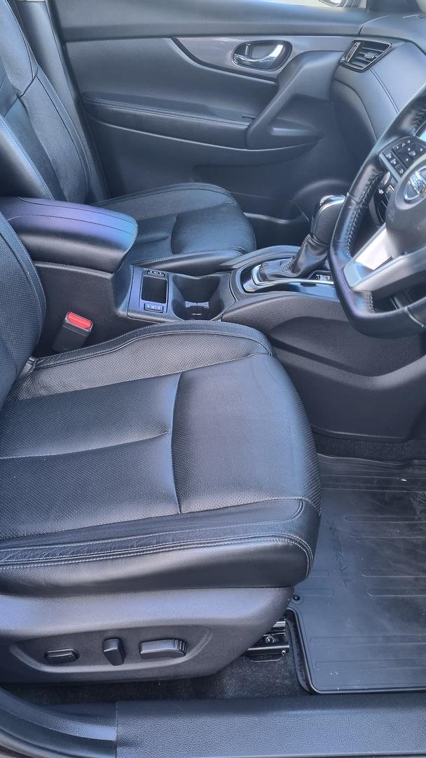 2022 Nissan X-TRAIL ST-L