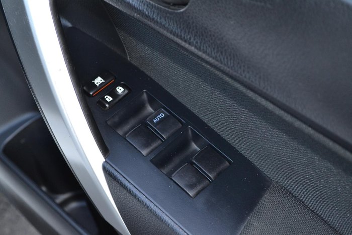 2019 Toyota Corolla Ascent ZRE172R Glacier White