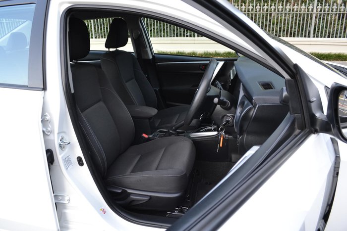 2019 Toyota Corolla Ascent ZRE172R Glacier White