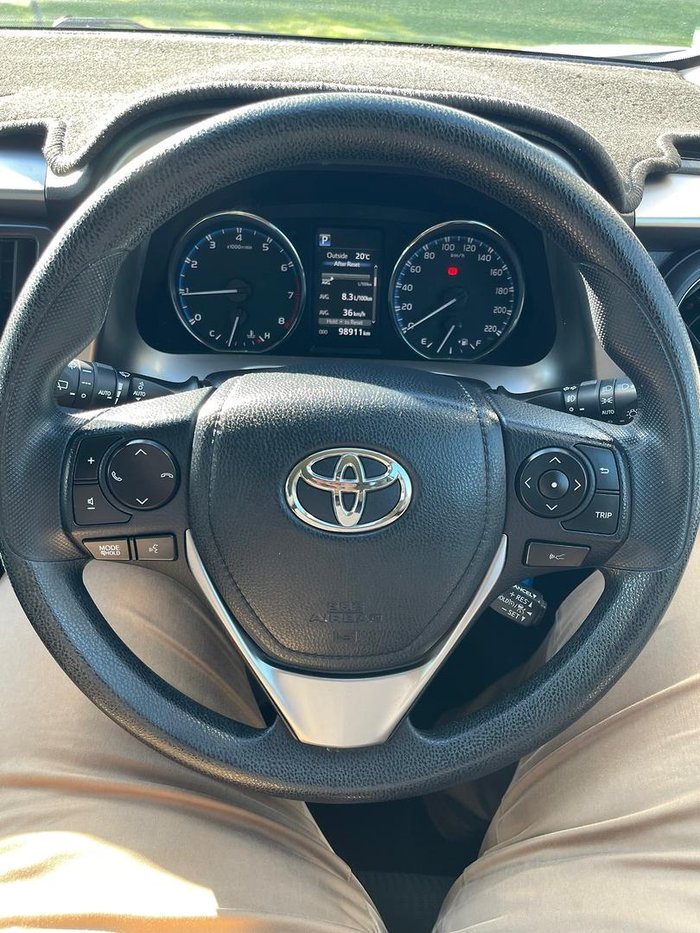 2017 Toyota RAV4 GX ZSA42R Glacier White