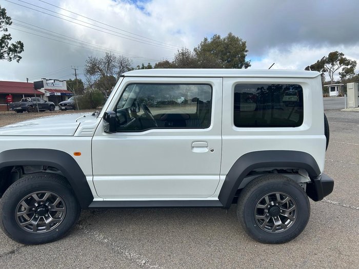 2024 Suzuki Jimny GLX