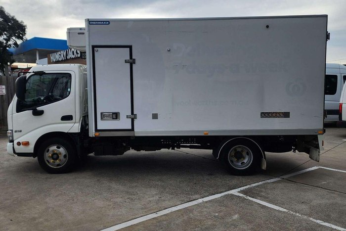2021 Hino 300 Series 616 White