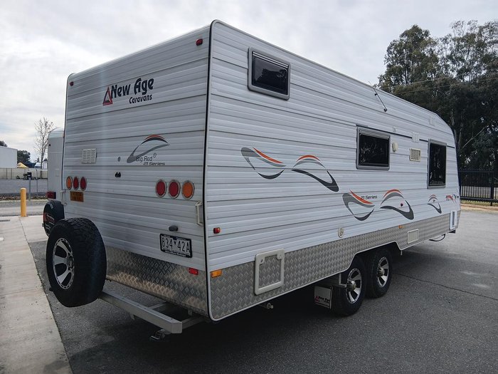 2011 New Age Caravans Big Red 21