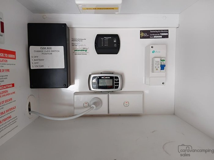 2011 New Age Caravans Big Red 21 (Was $43,990 Now $38,990)