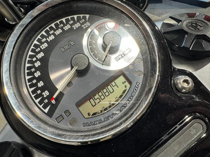 2007 Harley-Davidson Dyna Fat Bob 96 (FXDF) Dyna Silver
