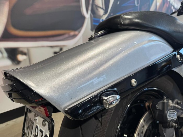 2007 Harley-Davidson Dyna Fat Bob 96 (FXDF) Dyna Silver