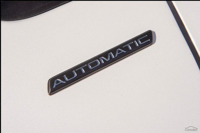 2025 Mahindra XUV3XO AX7L