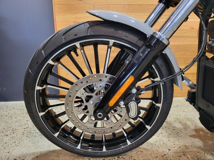 2024 Harley-davidson FXBR BREAKOUT (117) Grey