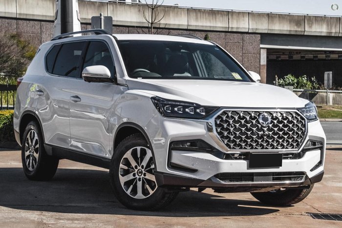 2025 KGM Rexton