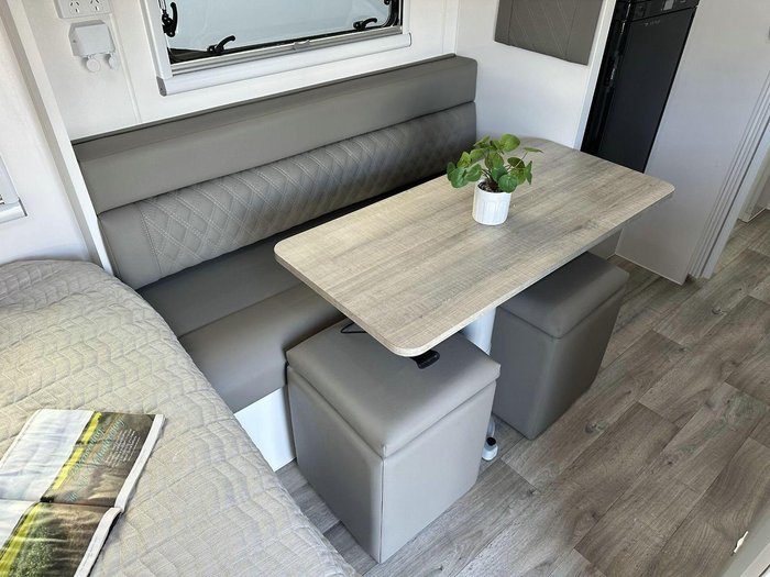 2025 Essential Caravans Ranger F1-2 19'