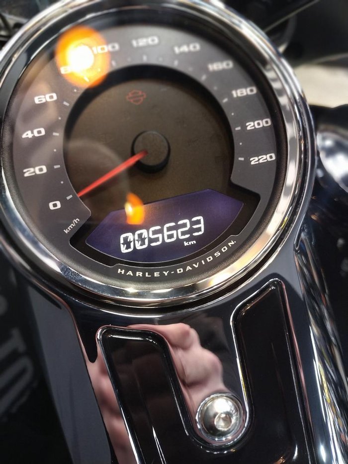 2023 Harley-Davidson Sport Glide 107 (FLSB) Softail Black