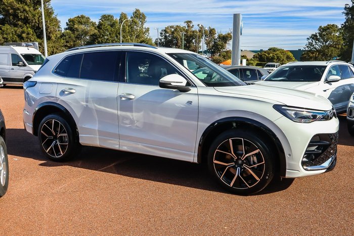 2025 Volkswagen Tiguan 195TSI R-Line