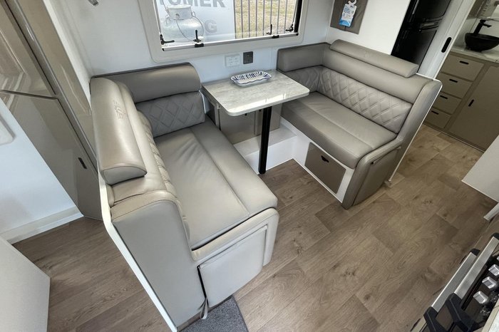 2023 JB Caravans Dirt Road Xtreme (19'6)