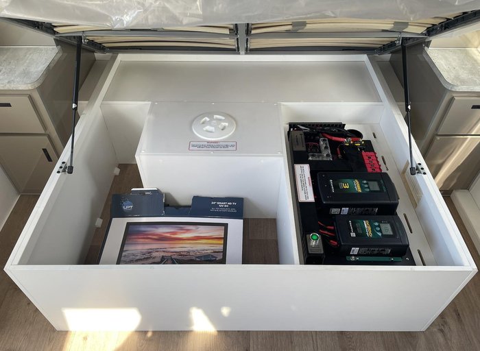 2023 JB Caravans Dirt Road Xtreme (19'6)