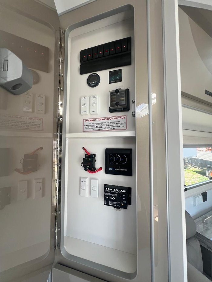 2023 JB Caravans Dirt Road Xtreme 19'6 Front Door