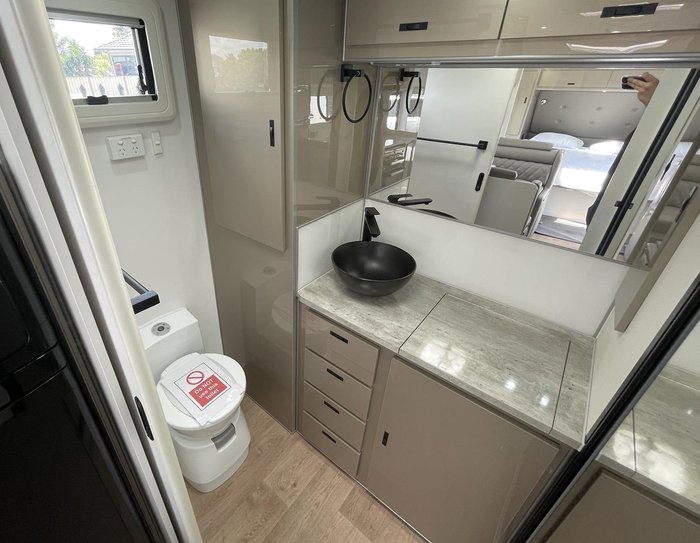 2023 JB Caravans Dirt Road Xtreme (19'6)