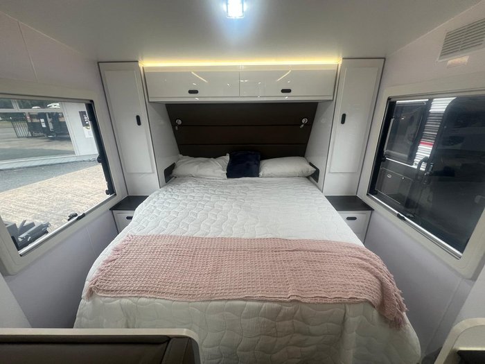 2025 JB Caravans Gator X 17'10 Front Door