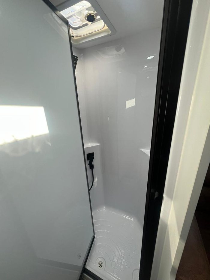 2024 JB Caravans Gator X 17'10 Ev