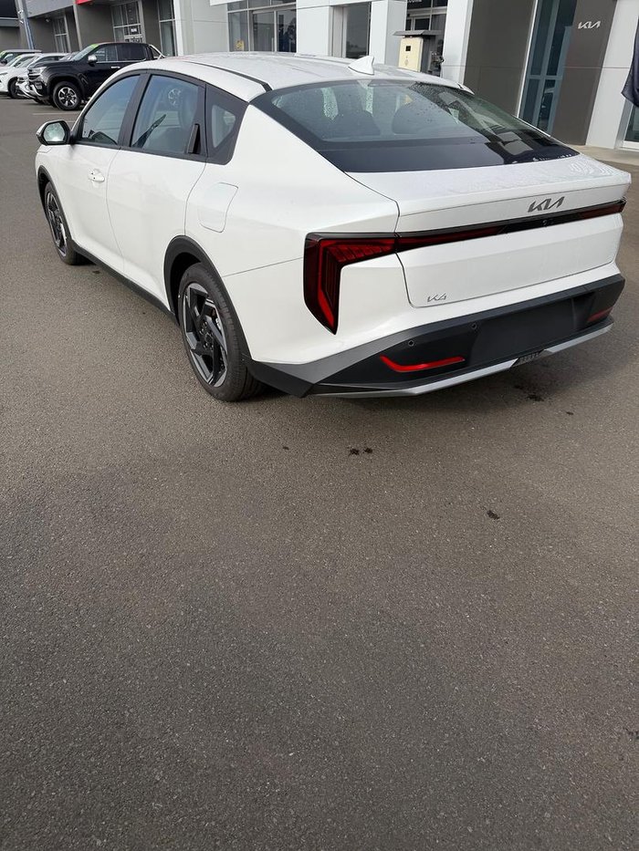 2025 Kia K4 Sport+