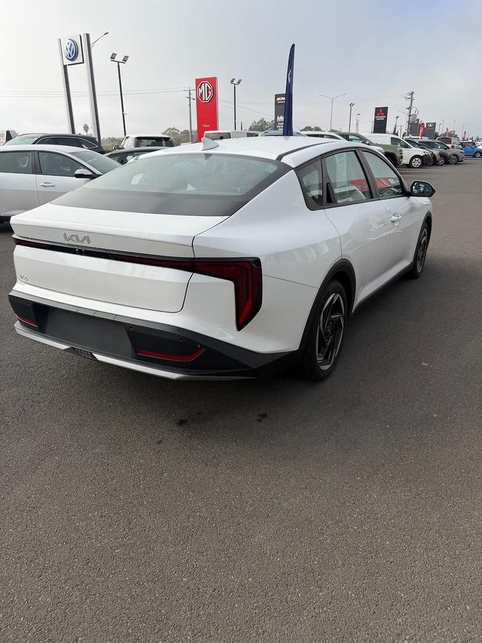 2025 Kia K4 Sport+