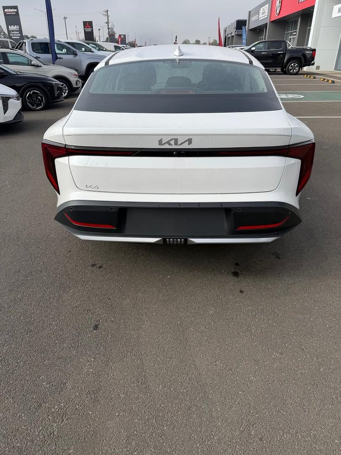 2025 Kia K4 Sport+