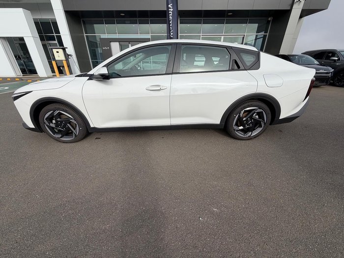 2025 Kia K4 Sport+