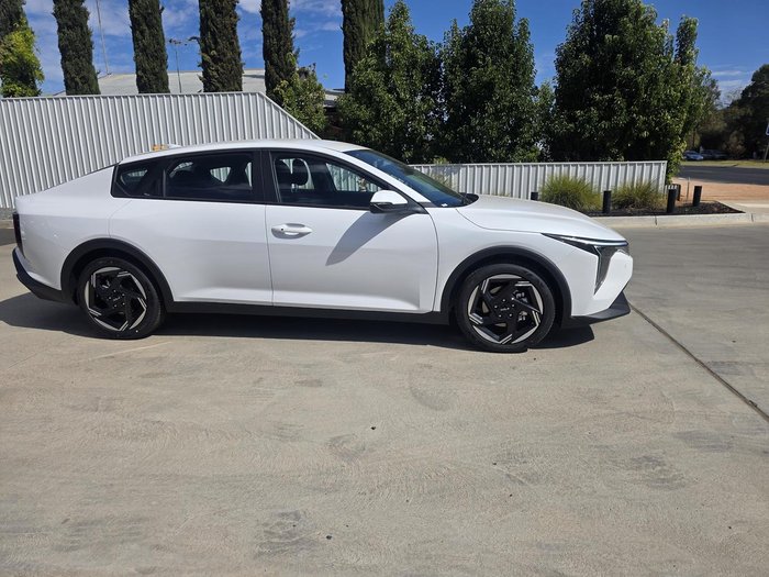 2025 Kia K4 Sport+