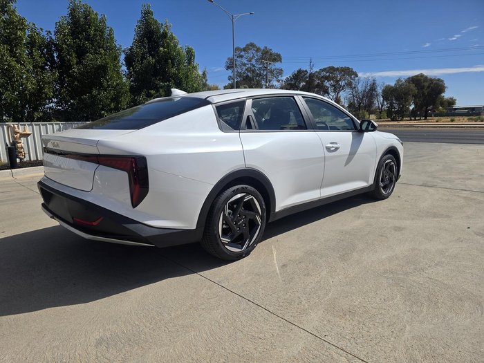 2025 Kia K4 Sport+