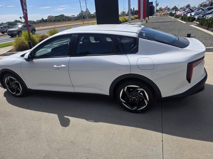 2025 Kia K4 Sport+