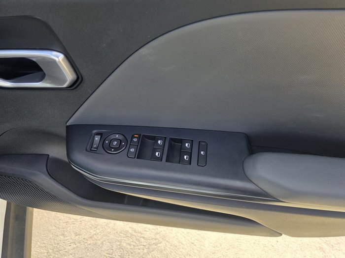 2025 Kia K4 S