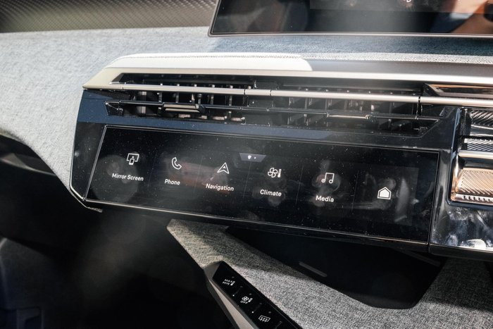 2025 Peugeot 3008 Allure Hybrid