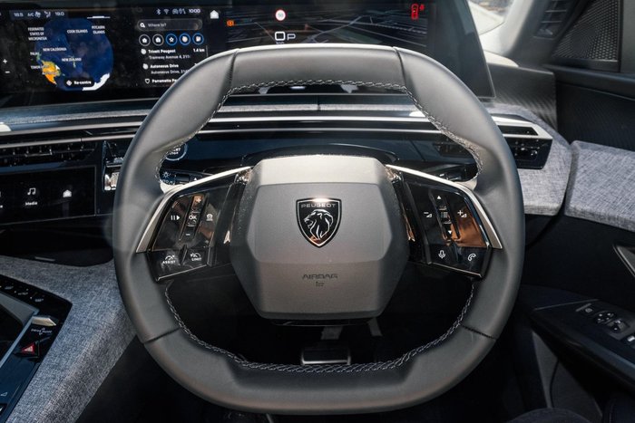 2025 Peugeot 3008 Allure Hybrid