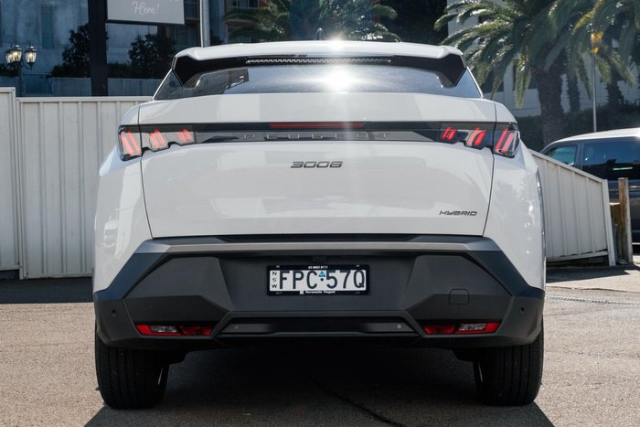 2025 Peugeot 3008 Allure Hybrid P64 MY25 Okenite White