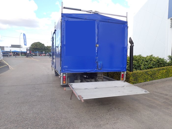 2020 MITSUBISHI FUSO 515 WHITE