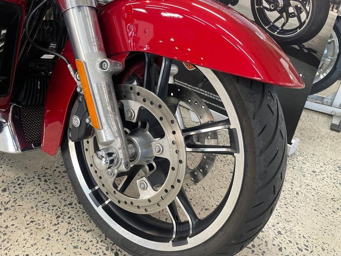 2018 Harley-Davidson Street Glide 107 (FLHX) Touring Red
