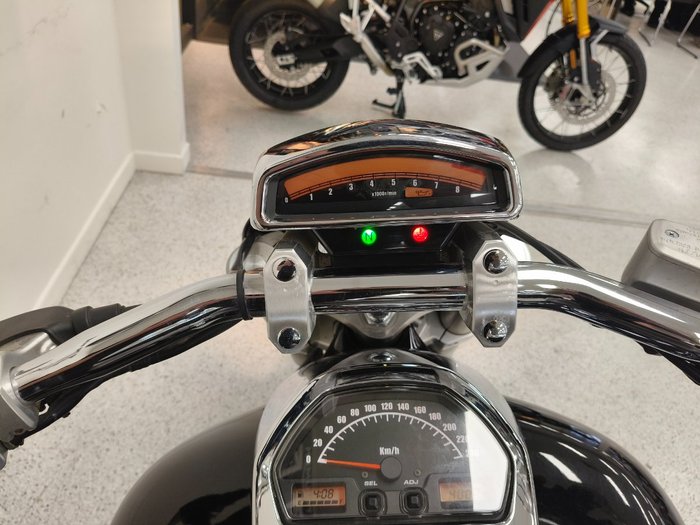 2008 Suzuki VZR 1800 BOULEVARD (M109R) Black