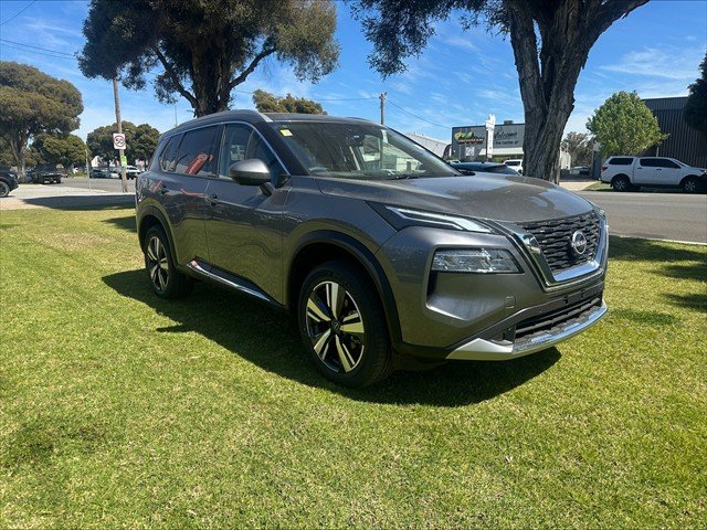2025 Nissan T33