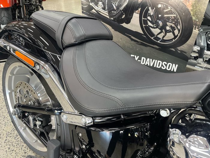 2025 Harley-Davidson Fat Boy 117 (FLFB) Softail Black