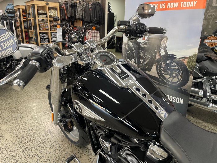 2025 Harley-Davidson Fat Boy 117 (FLFB) Softail Black