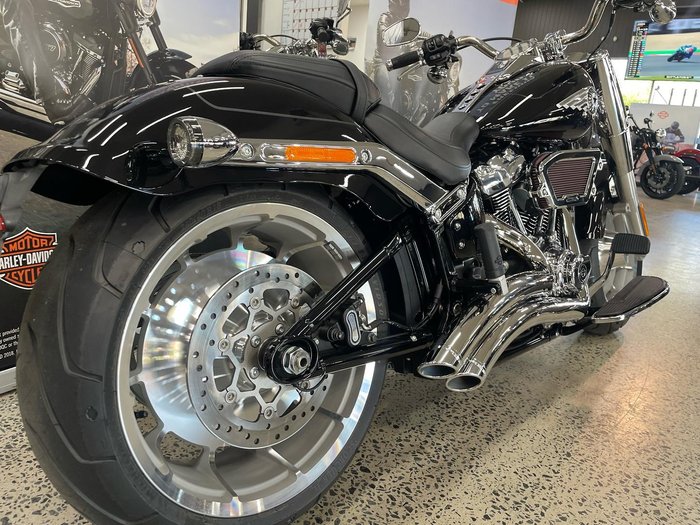 2025 Harley-Davidson Fat Boy 117 (FLFB) Softail Black