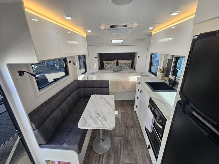 2025 Network RV Caravans Terrain Tough 17'6 Was $81,990 Now $57,990