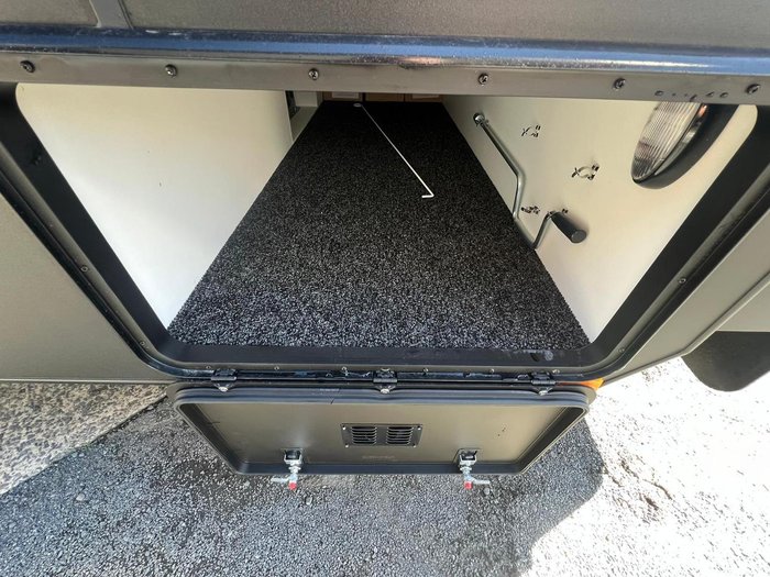 2025 JB Caravans Gator X 17'10 Rear Door