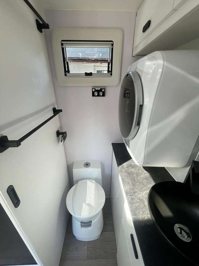 2025 JB Caravans Gator X 17'10 Rear Door