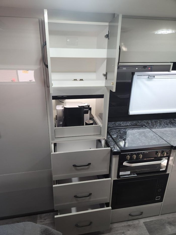 0 Paradise MotorHomes LIBERATION PLATINUM (PRICE REDUCED FOR IMMEDIATE DELIVERY)