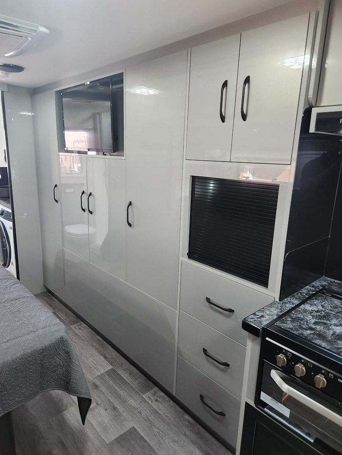 0 Paradise MotorHomes LIBERATION PLATINUM (PRICE REDUCED FOR IMMEDIATE DELIVERY)