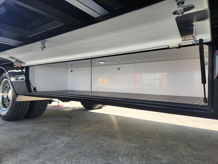 0 Paradise MotorHomes LIBERATION PLATINUM (PRICE REDUCED FOR IMMEDIATE DELIVERY)