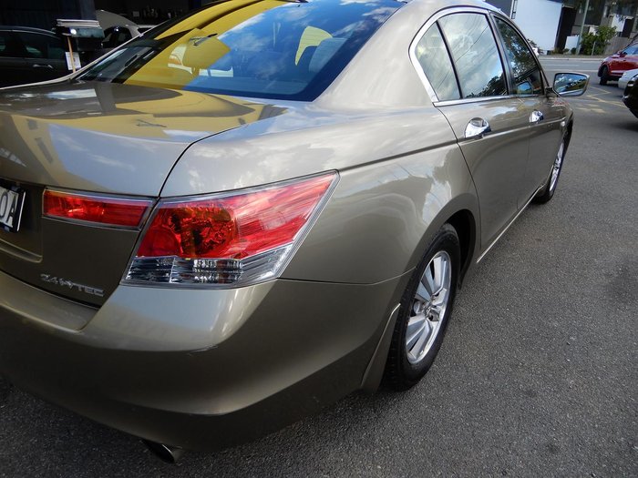 2008 Honda Accord VTi 8th Gen Gold