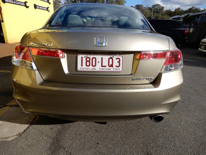 2008 Honda Accord VTi 8th Gen Gold